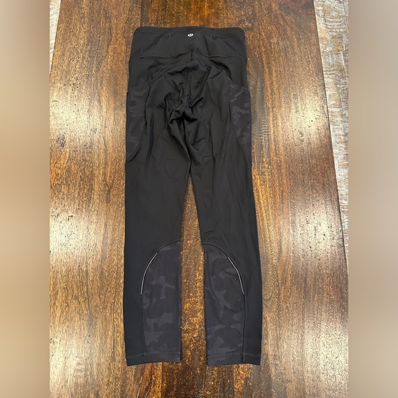Lululemon black leggings with camo mesh detail - Picture 3 of 16